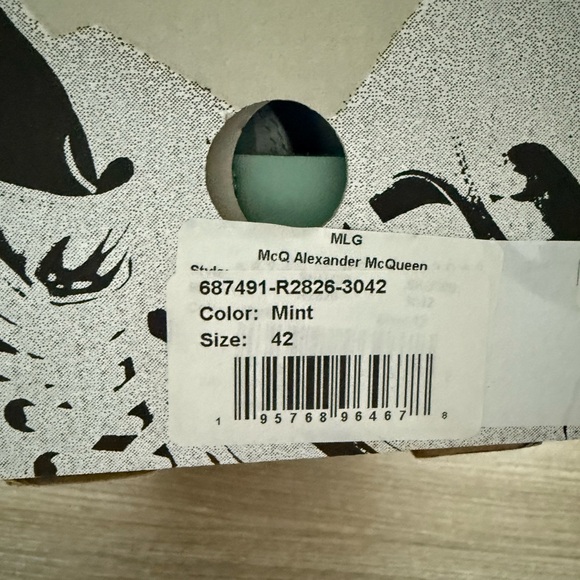 McQ Alexander McQueen Mint Green Sneakers NWT size 11/42 - Picture 6 of 6